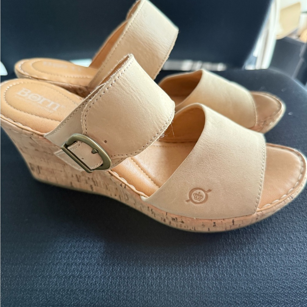 Born Women's Beige Wedge Sandals
